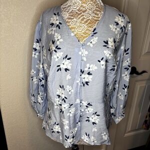 NWT Liz Claiborne Blue Floral V Neck Button-Up Top, 3/4 Sleeve XL